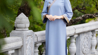 [ FEEDBACK] Khách hàng của Bạch Liên trong màu áo lam cửa thiền đặc trưng của pháp phục.